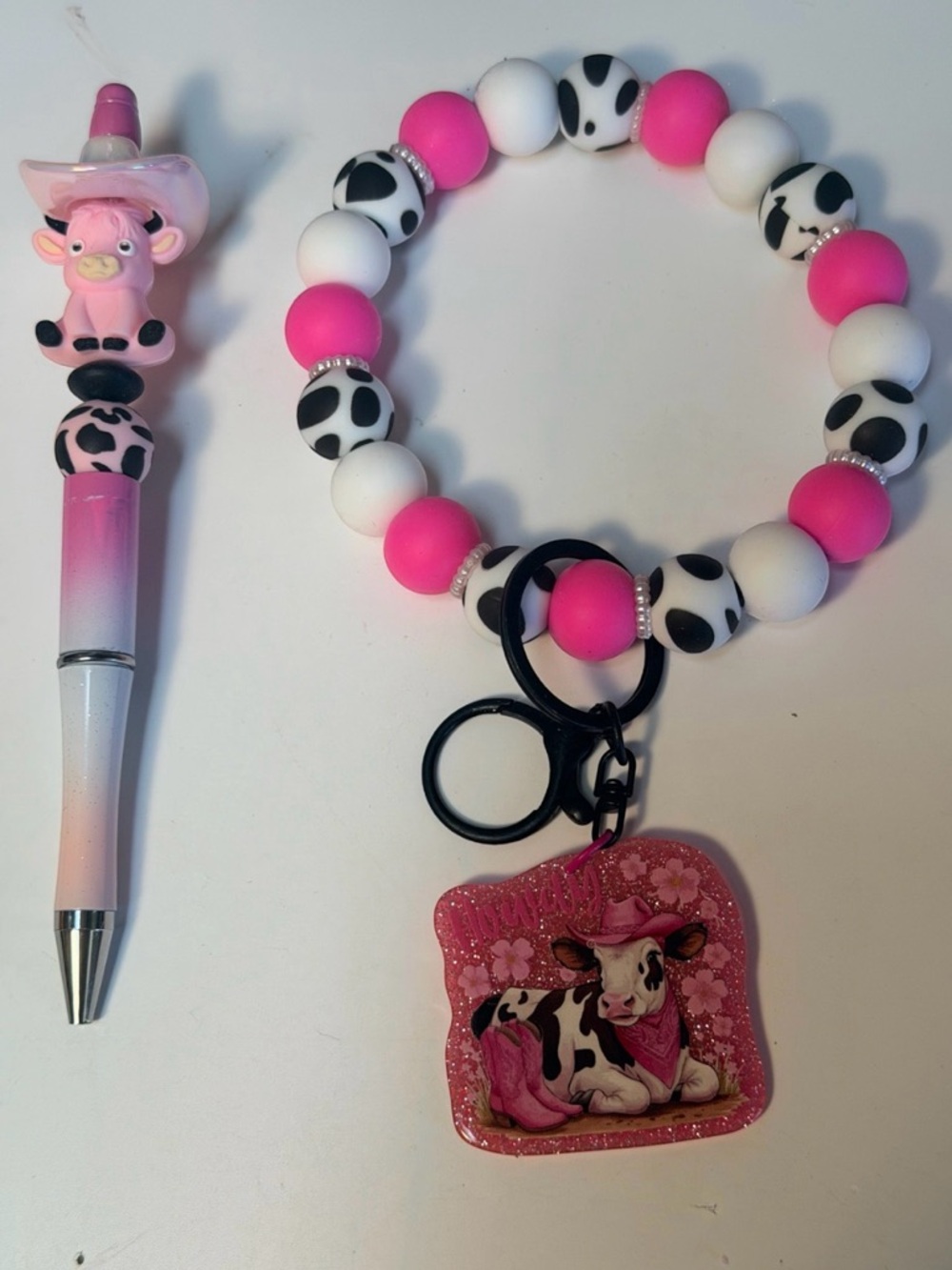 Pink Cow-Print Beaded Keyring Bracelet with Cow Tag